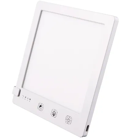 Pieni kirkasvalolamppu